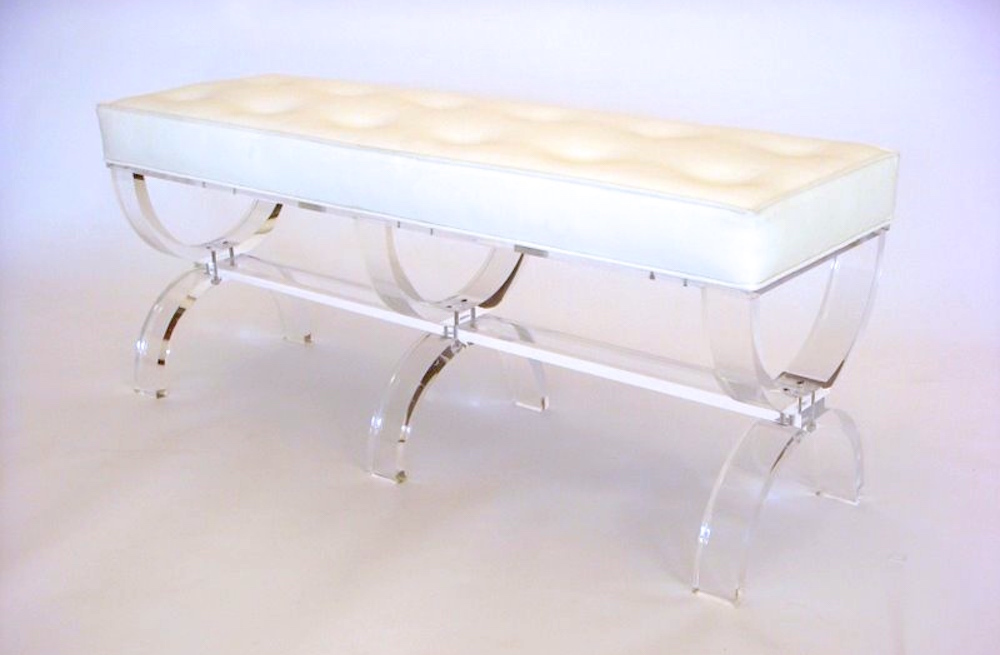 Boutique-Bench-in-white
